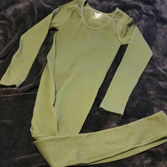 PINK Victoria's Secret Olive Green Top - Picture 2 of 4